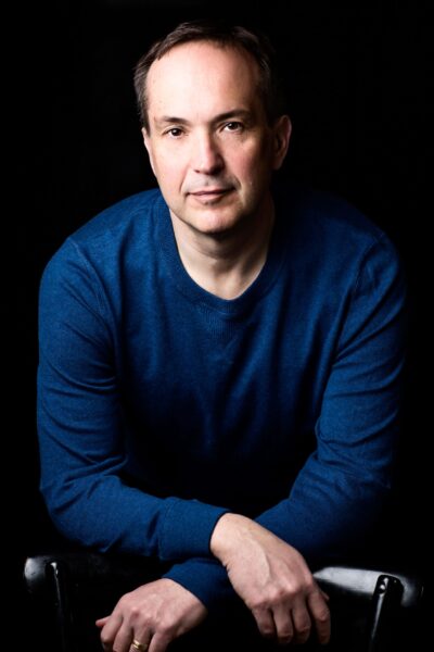 https://www.markoleksiw.com/wp-content/uploads/2026/06/A2A8244Tallison-cordner-photography-AUTHOR-scaled-400x600.jpg